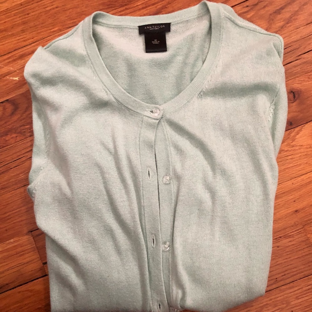 NWOT Robin’s Egg Blue Ann Taylor Medium Cardigan